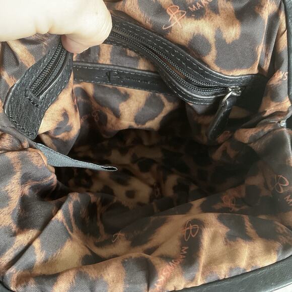 B. MAKOWSKY Leather Bucket Bag Animal Print Tiger Shoulder Handbag Black - Picture 4 of 4